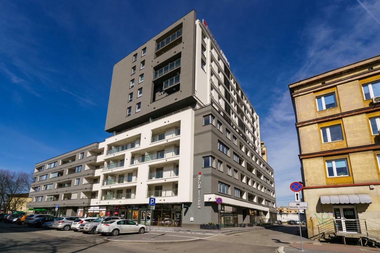 Apartament Z Tarasem Kielce Exteriör bild